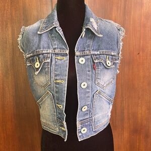 Vintage Levis Distressed Denim Vest M